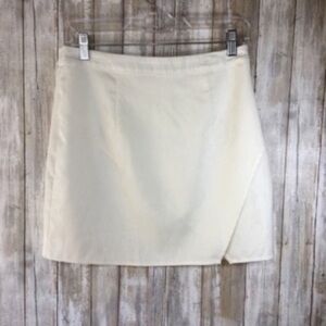 Tobi White Unlined Skirt